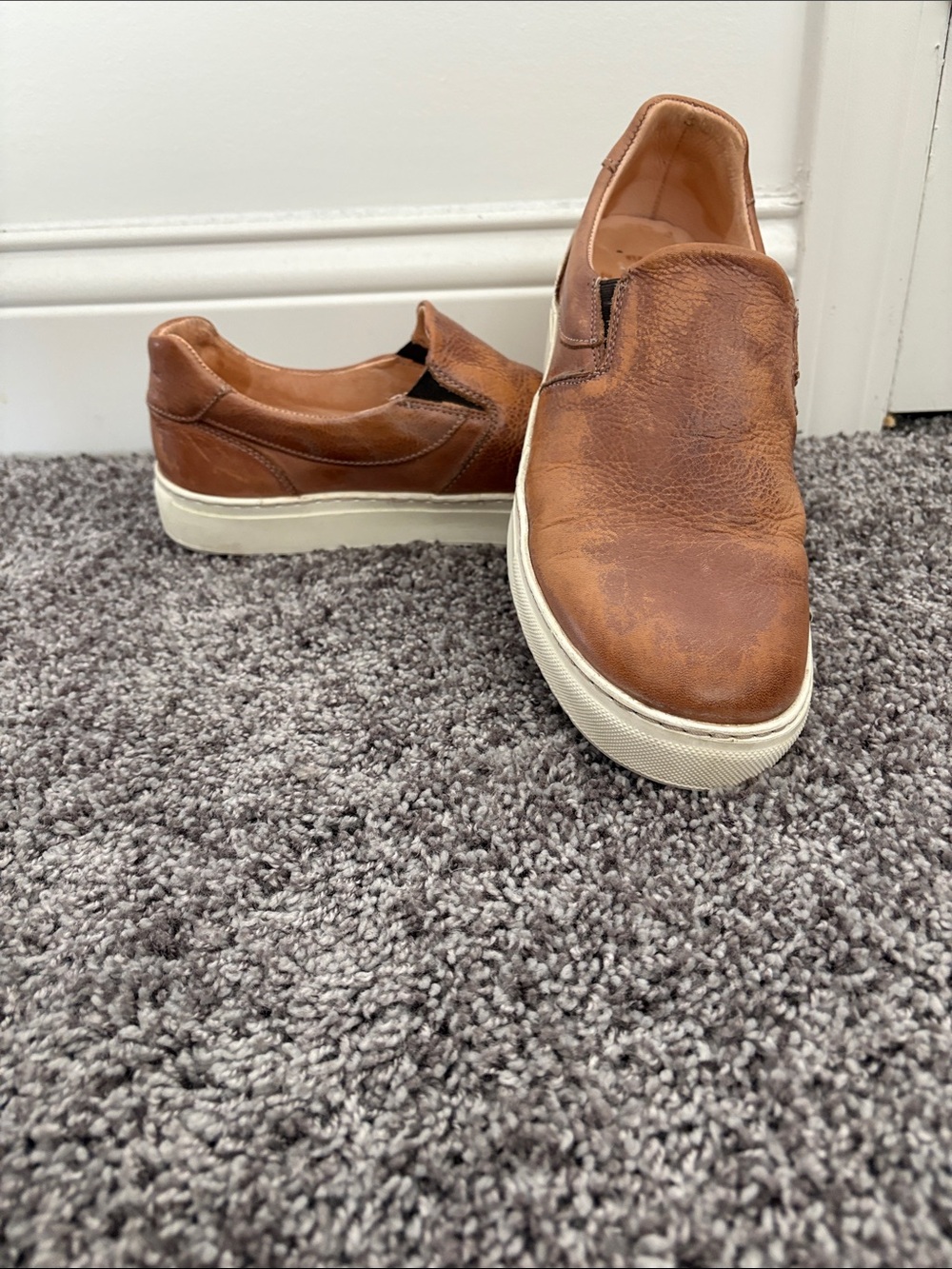 Women’s Slip-On Leather Sneakers - Brown
